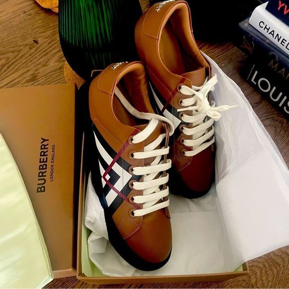 NEW BURBERRY sneakers 🌟size 39/9US - Picture 5 of 13